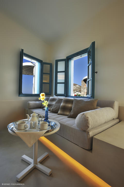 Kifines Suites Folégandros Habitación foto